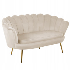 Beżowa Welurowa Sofa Dwuosobowa W Formie Muszelki Furnitex Glamour Złote Nogi Do Salonu